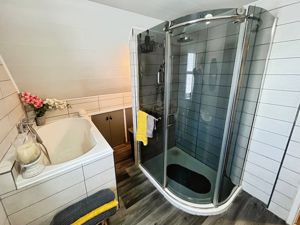 Bathroom- click for photo gallery